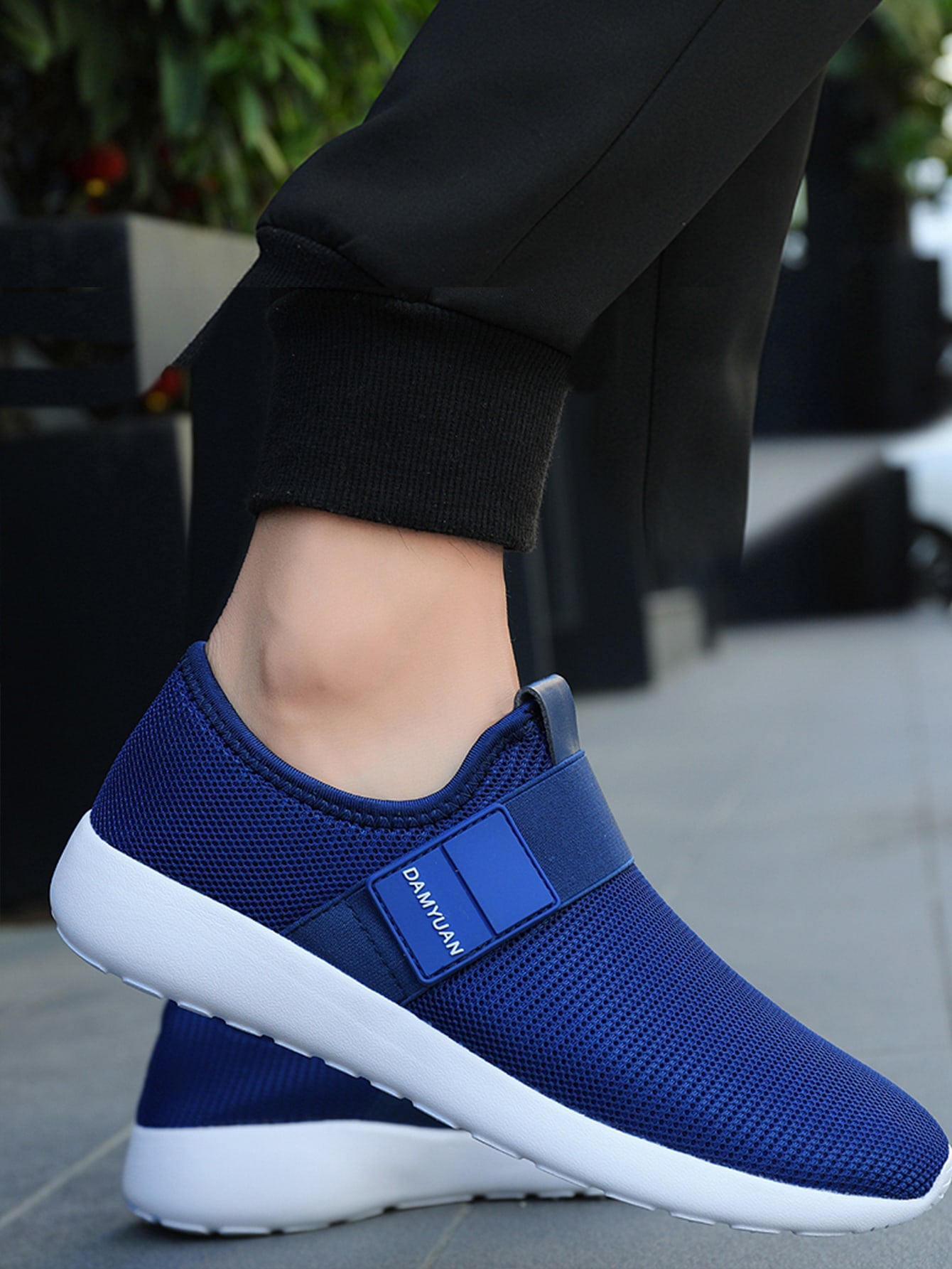 Mens Blue Slip On Casual Shoes Lightweight Work Shoes Trainers Breathable Non Slip Mesh Walking Gym Shoes Comfortable Workout Sneakers