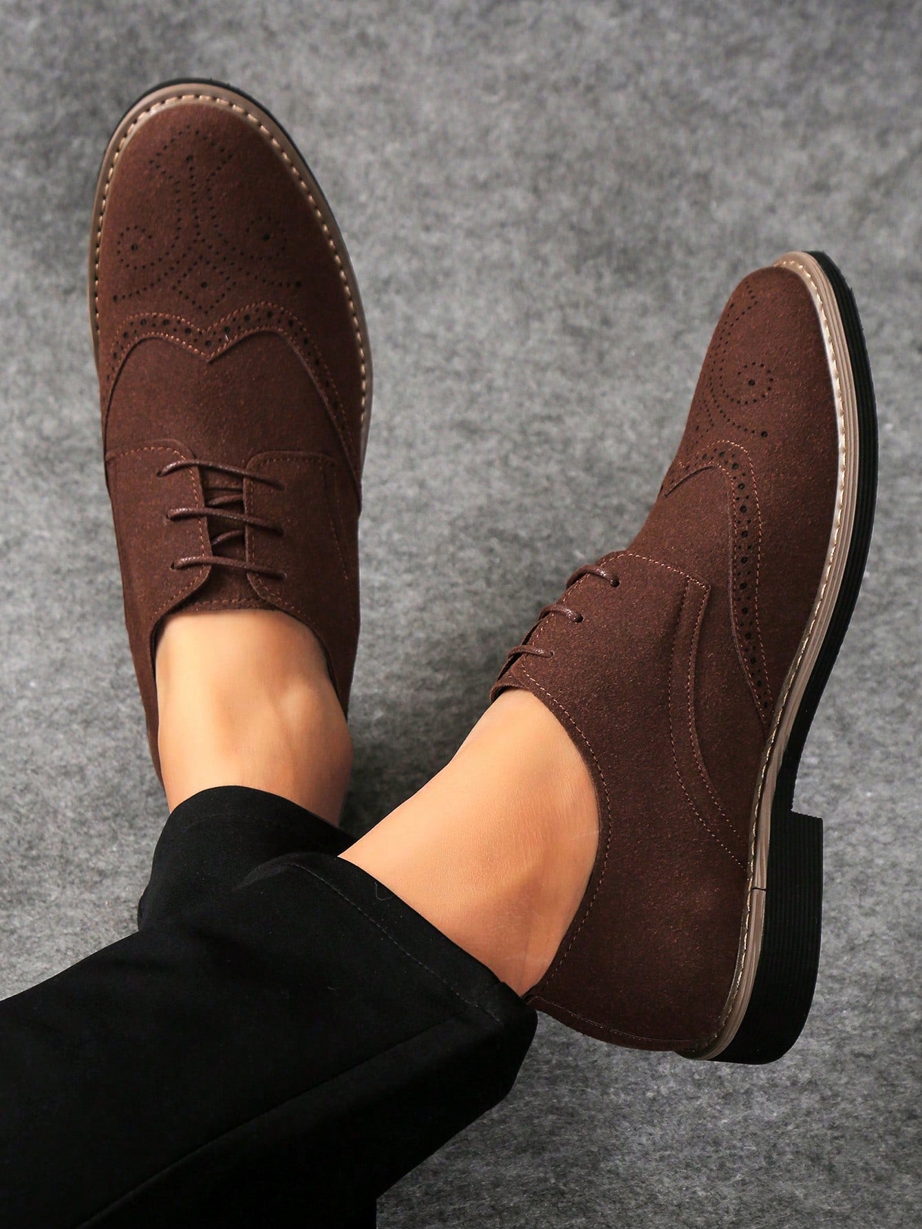 Men's Suede-Like Lightweight Wingtip Carving Round Toe Lace-Up Low Heel Brogue Shoes, For Casual Youth Students Daily Use All Seasons