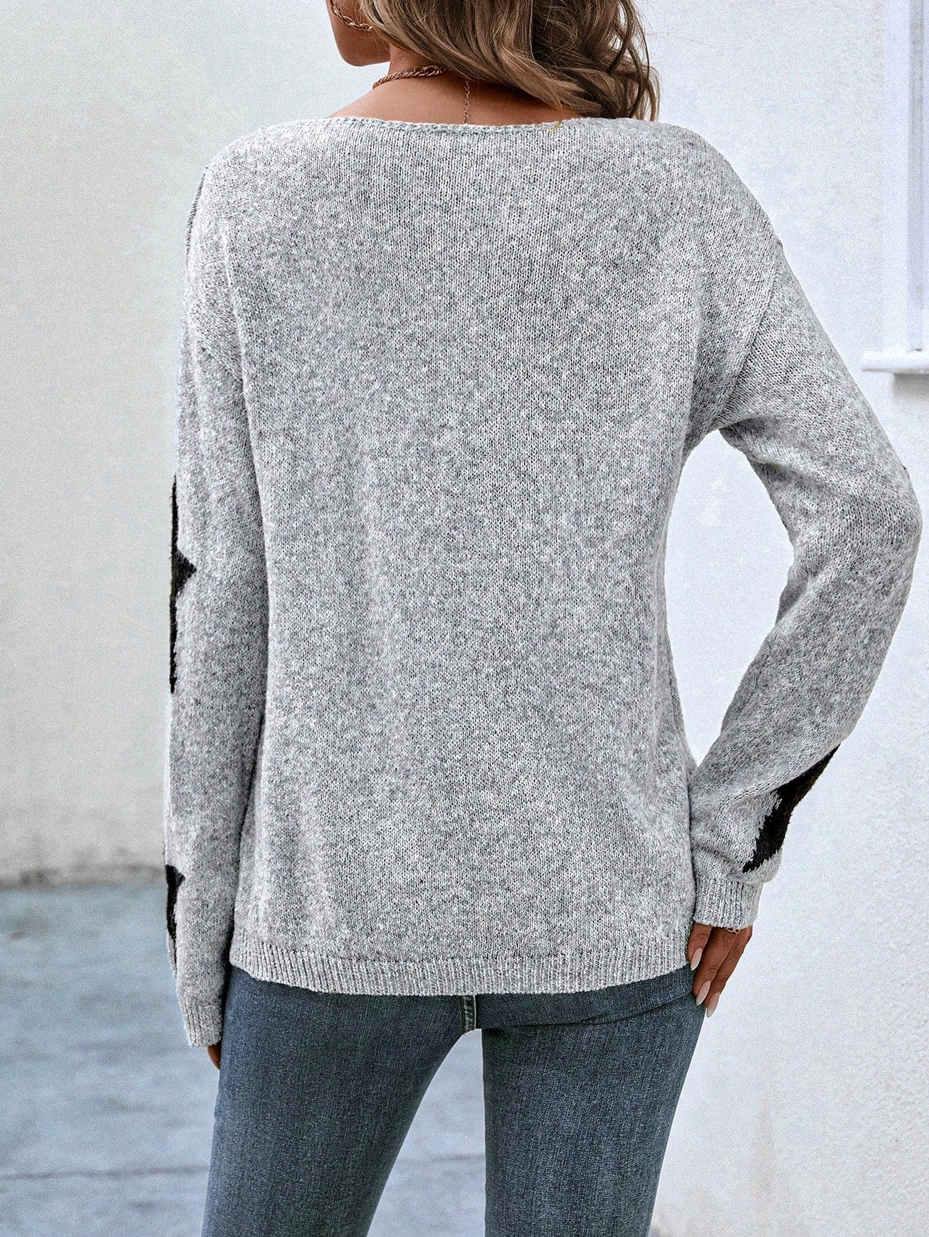 LUNE Star Pattern Drop Shoulder Sweater
