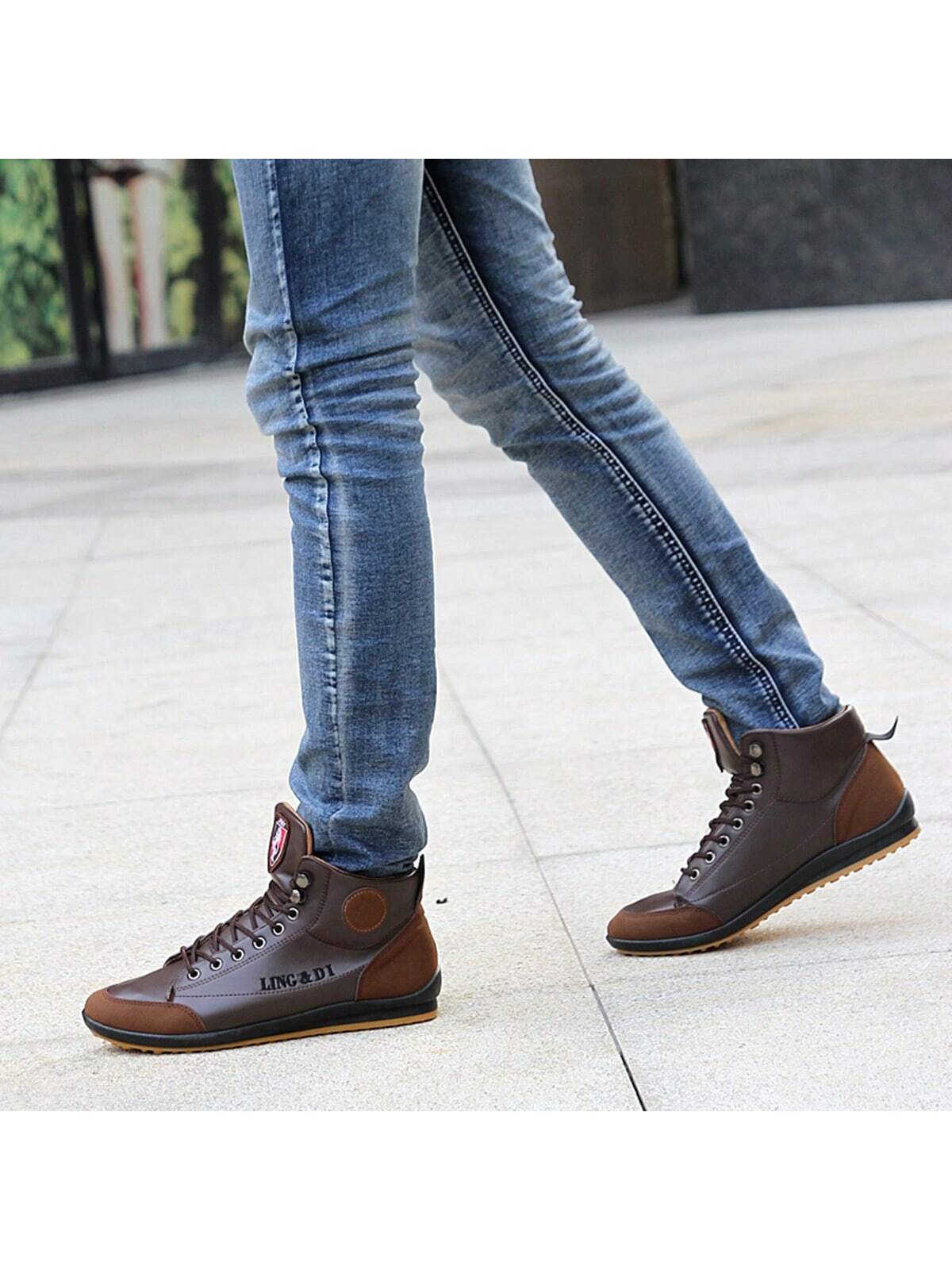Men's Mid-top Lace-up Work Shoe With Anti-slip Sole, Casual And Comfortable Sneaker With Good Breathability And Unique Style, Suitable For Driving